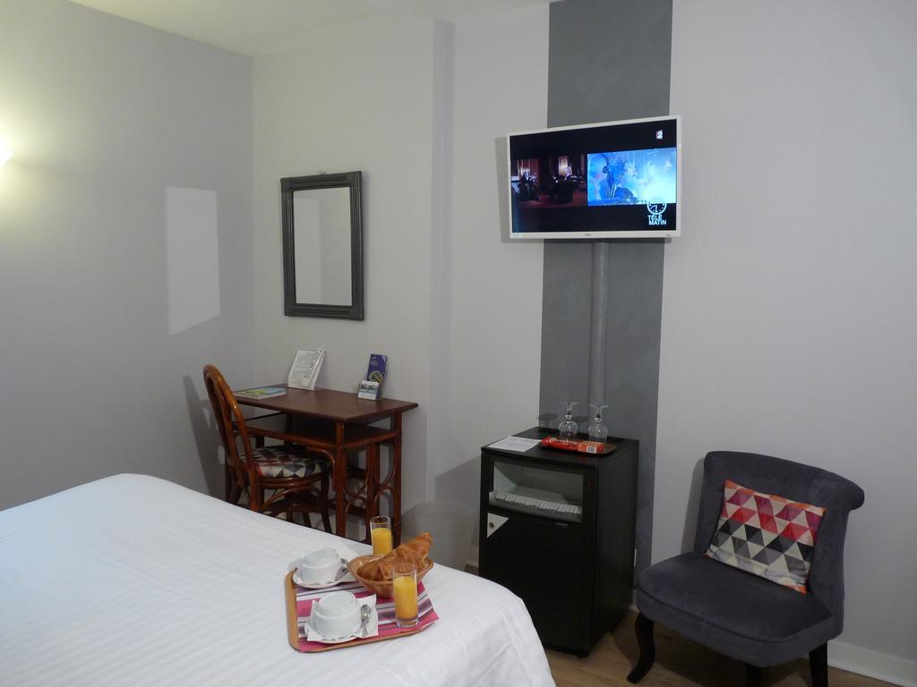 Ariane Hotel Joue-les-Tours Exterior photo