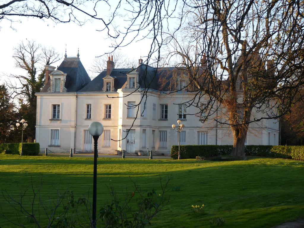 Ariane Hotel Joue-les-Tours Exterior photo