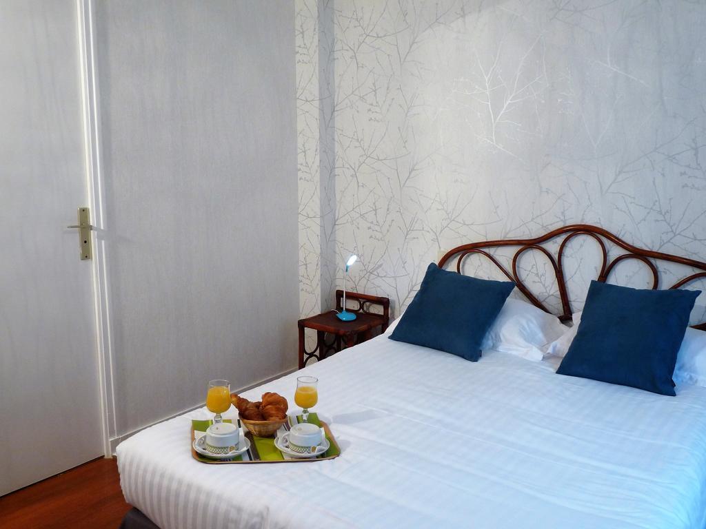 Ariane Hotel Joue-les-Tours Exterior photo