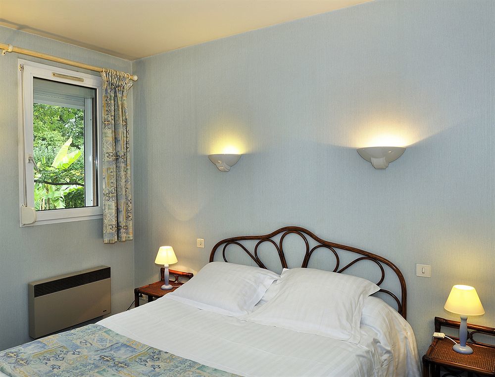 Ariane Hotel Joue-les-Tours Exterior photo