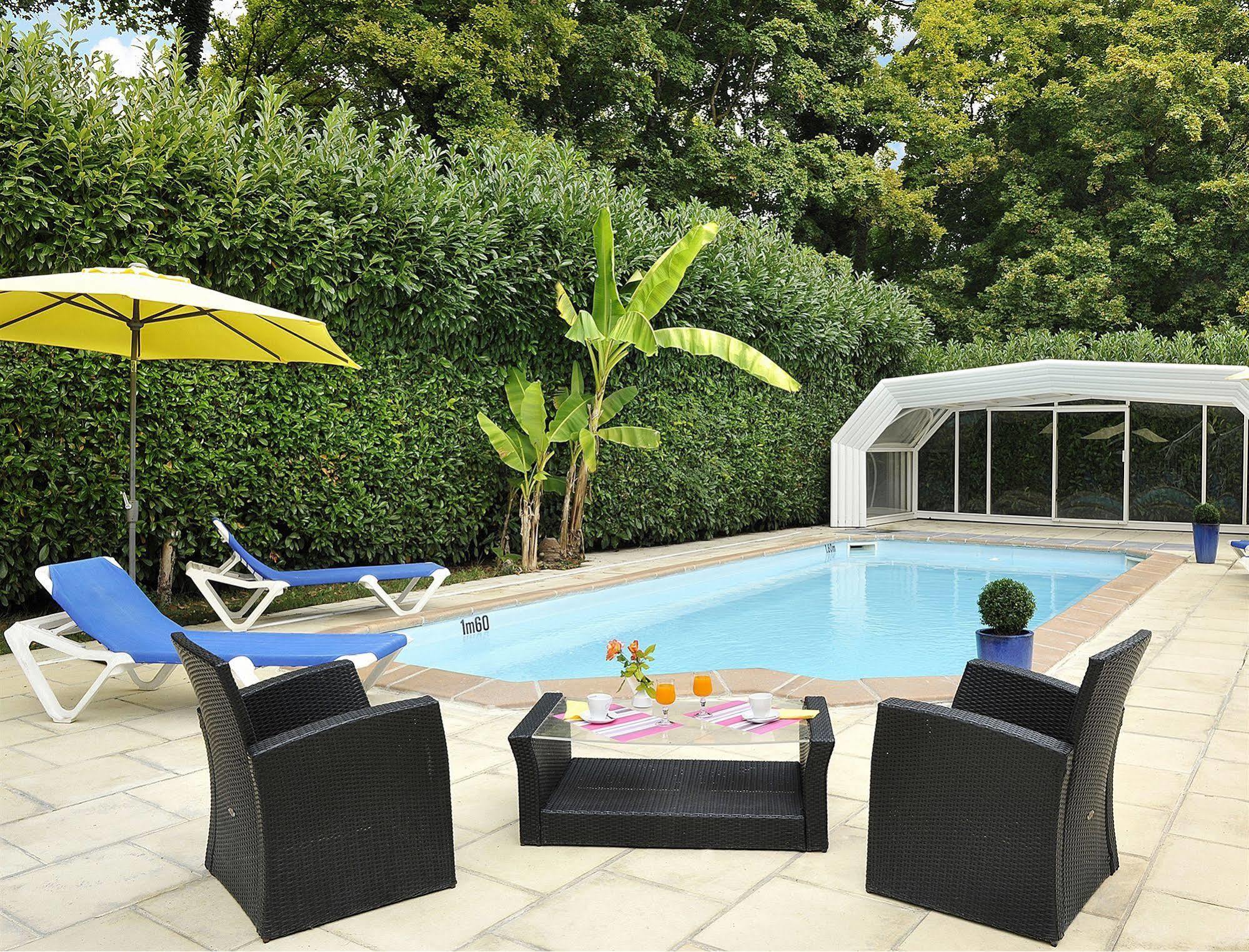 Ariane Hotel Joue-les-Tours Exterior photo