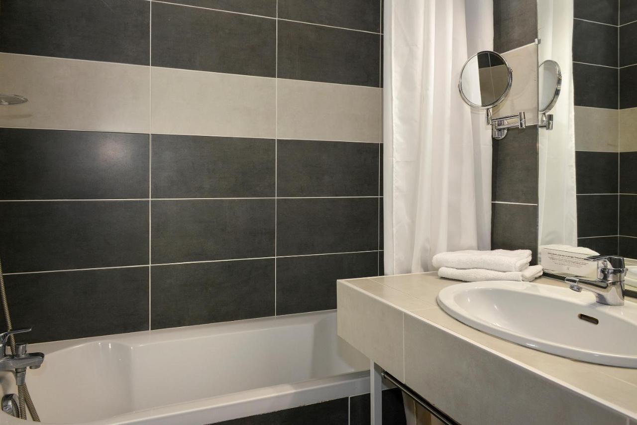 Ariane Hotel Joue-les-Tours Exterior photo